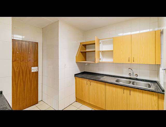 338M² OFFICE FOR SALE IN FERNDALE